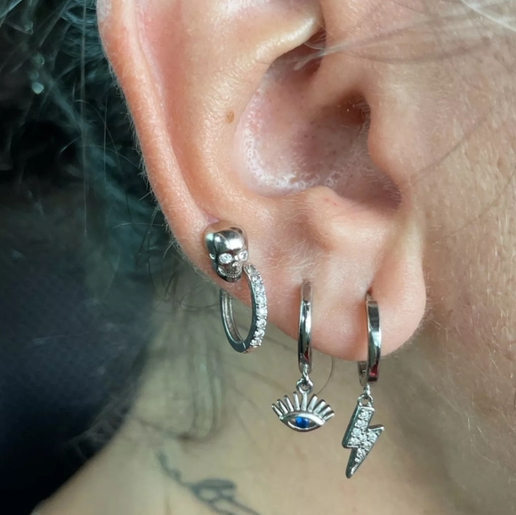 925 Sterling Silver Platinum Plated Skull CZ Punk - Picture 11 of 12